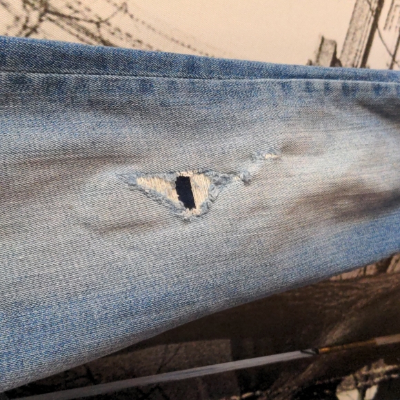 GAP ripped look girl jeans 👖 - Picture 2 of 6